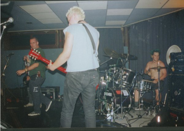 20000101_0022.jpg - click for next picture