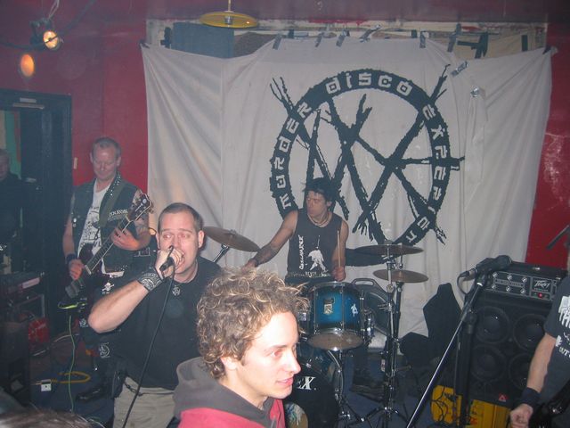 20031218_0006.jpg - click for next picture